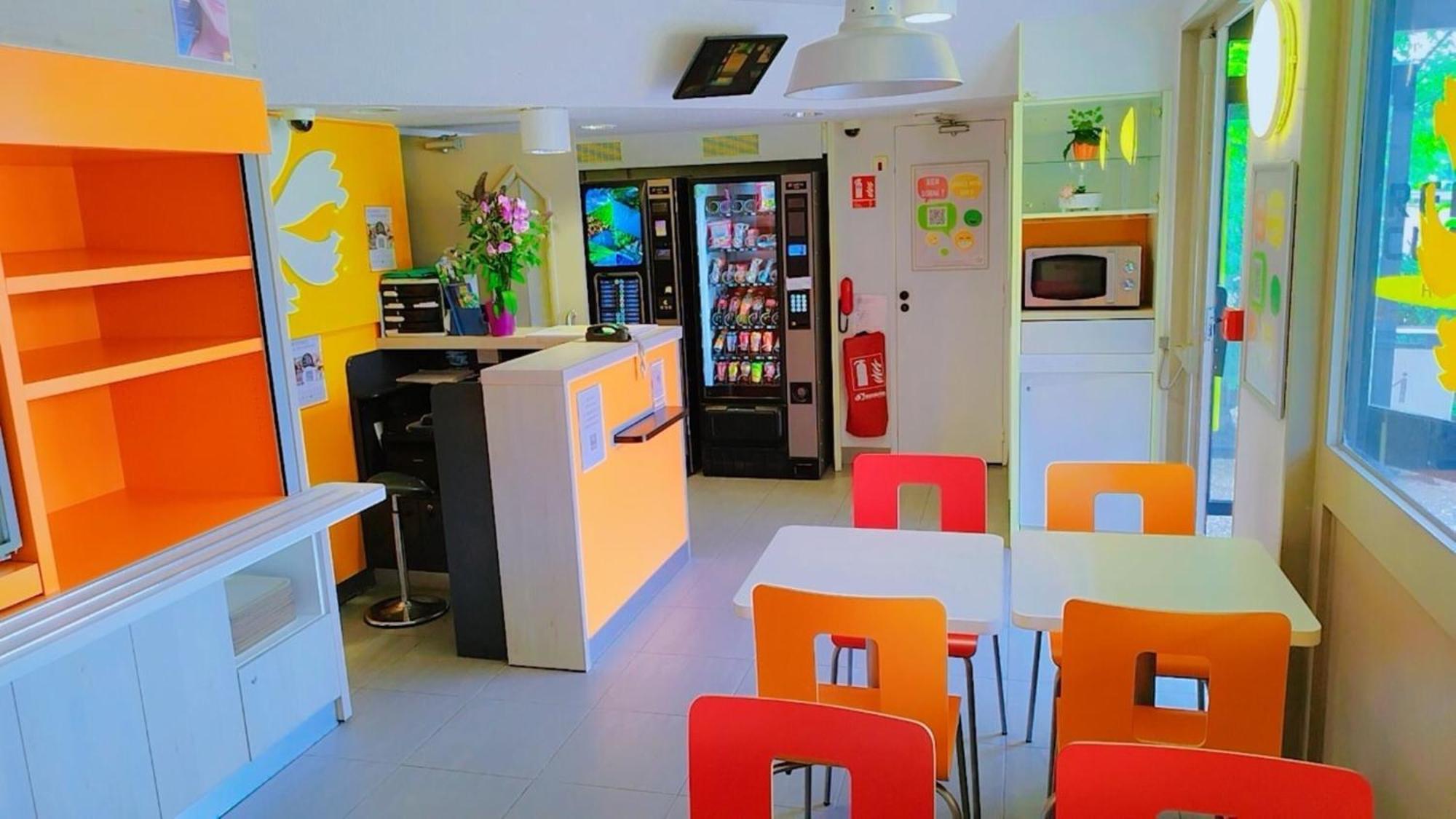 Premiere Classe Troyes Sud - Parc St Thibault Buchères Exteriör bild